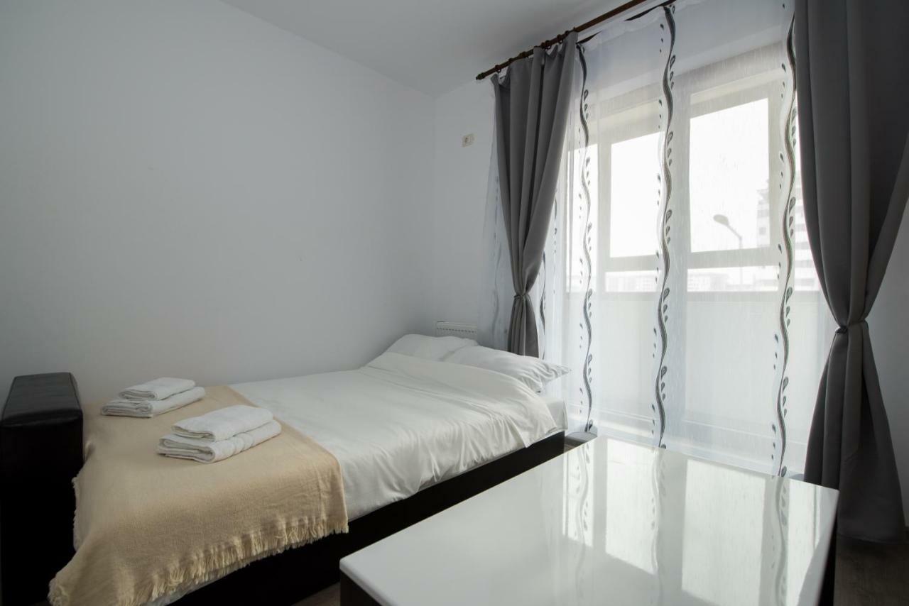 Ferienwohnung Rezident militari Chiajna Exterior foto
