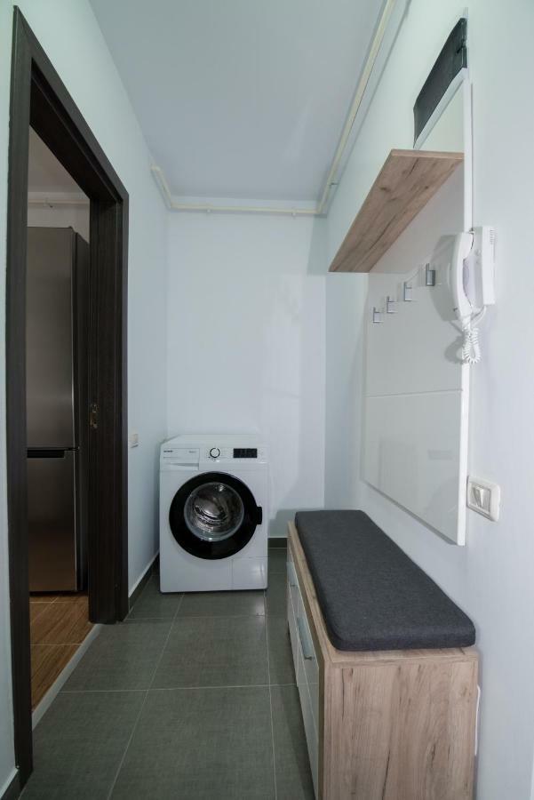Ferienwohnung Rezident militari Chiajna Exterior foto