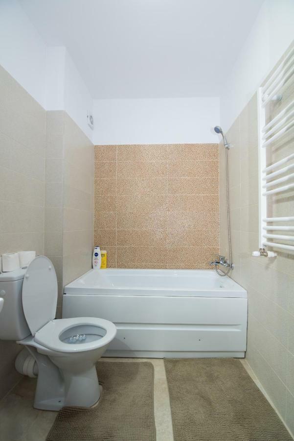 Ferienwohnung Rezident militari Chiajna Exterior foto