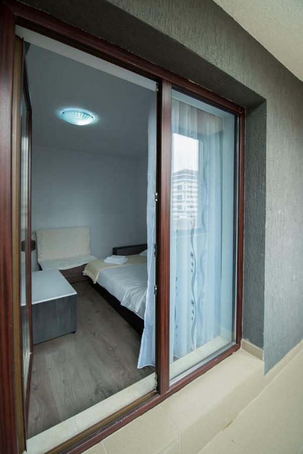 Ferienwohnung Rezident militari Chiajna Exterior foto