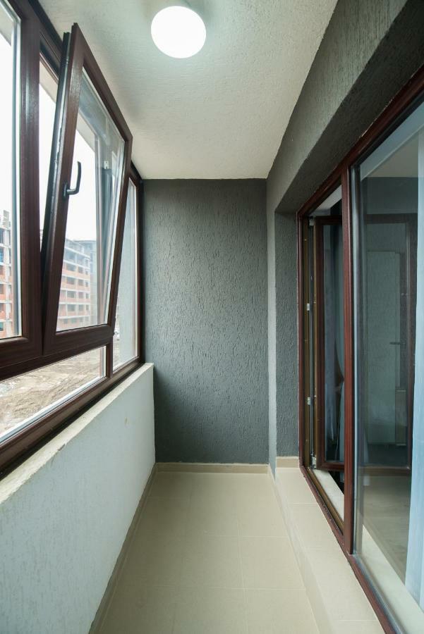 Ferienwohnung Rezident militari Chiajna Exterior foto