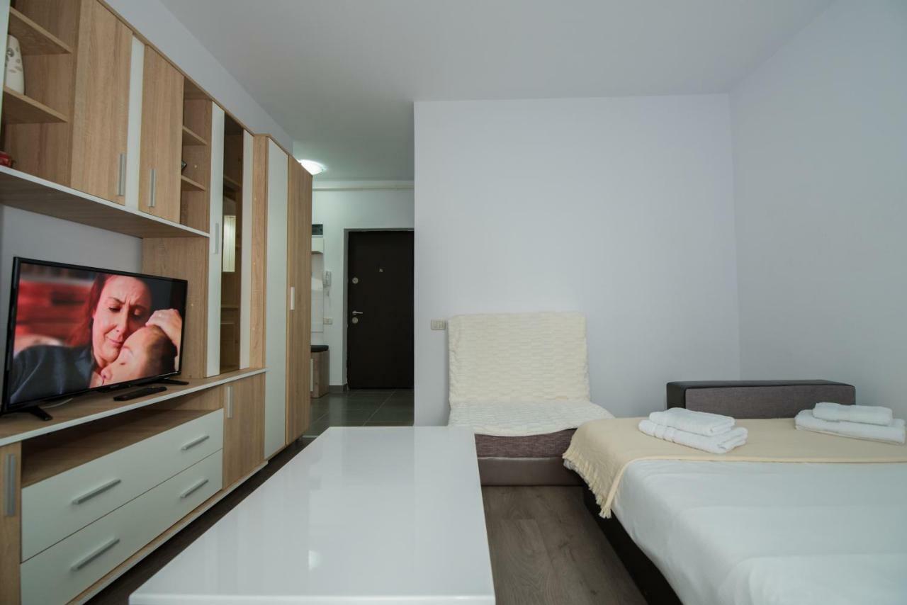 Ferienwohnung Rezident militari Chiajna Exterior foto